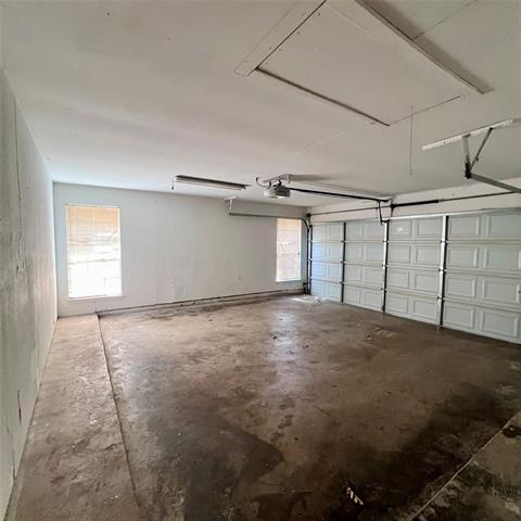 Building Photo - 205 Sunset Dr