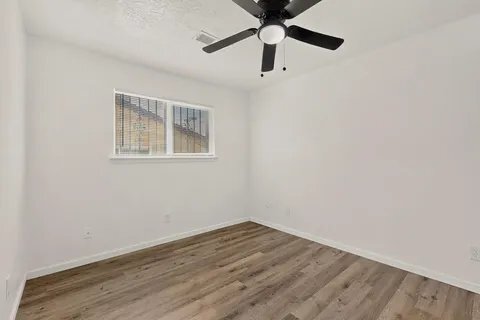 Building Photo - 12608 Copper Ave NE