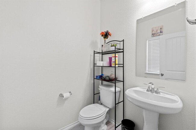Building Photo - 4729 San Rufo Dr