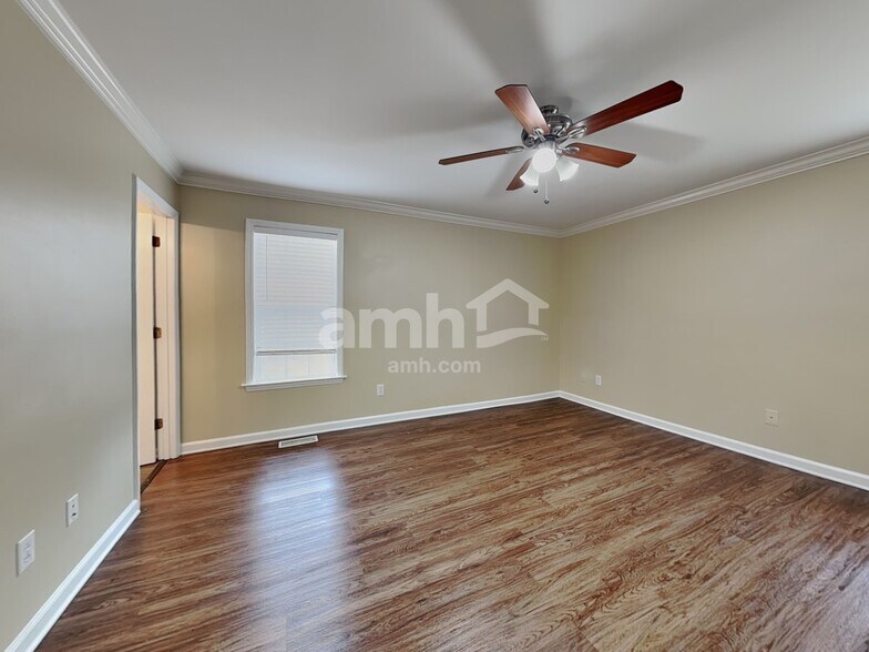 Building Photo - 3902 Hunt Chase Ct