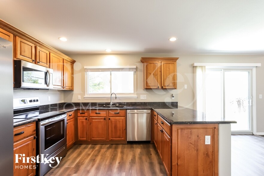 Building Photo - 4059 S Shawnee St