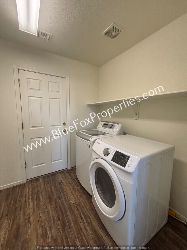 Building Photo - 12867 Eagle Mesa Pl