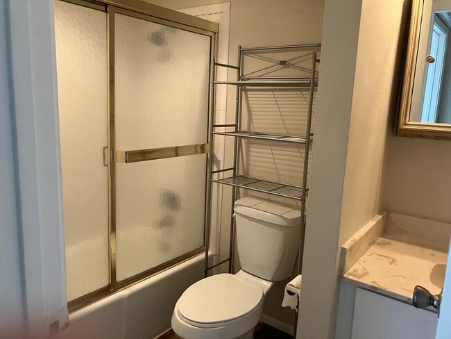 Building Photo - 12100 Melville Dr