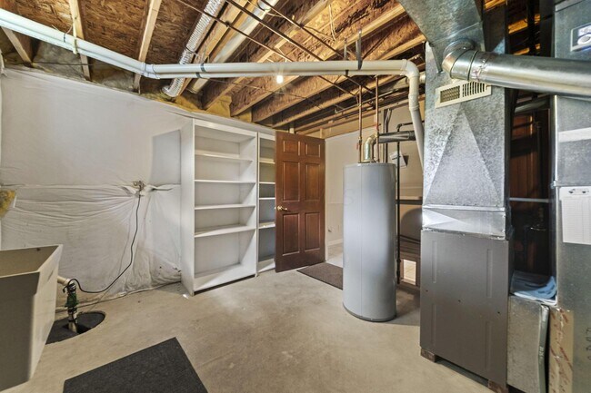 Building Photo - 7854 Astra Cir