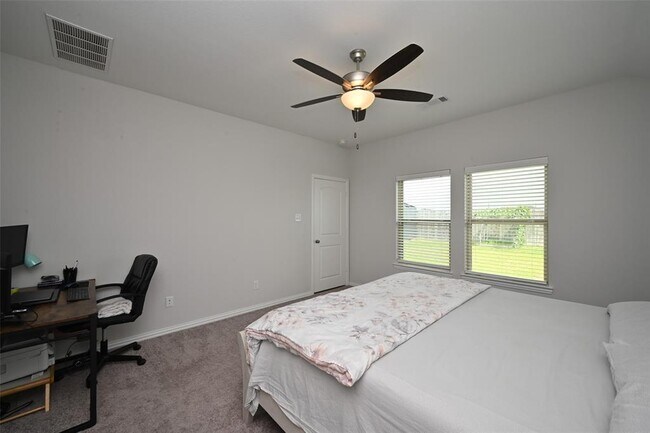 Building Photo - 8210 Vida Costa Dr