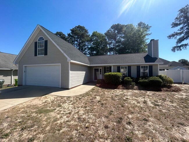 Building Photo - 25 Oak Lake Ct