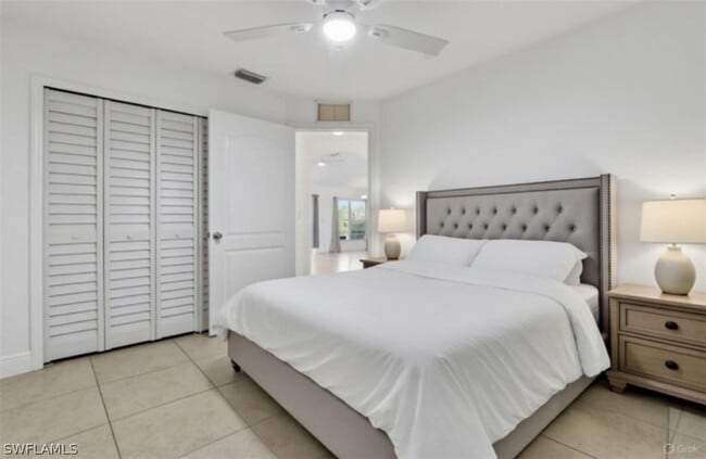 Building Photo - 2354 NW 36th Pl