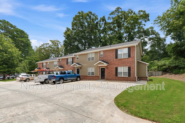 Building Photo - 521 Lawson St