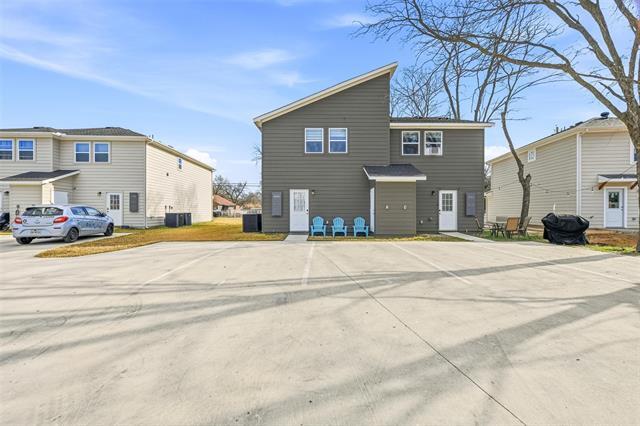 Building Photo - 933 River Rd