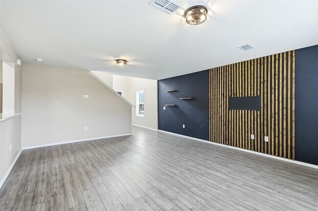 Building Photo - 412 Glenwick Ln