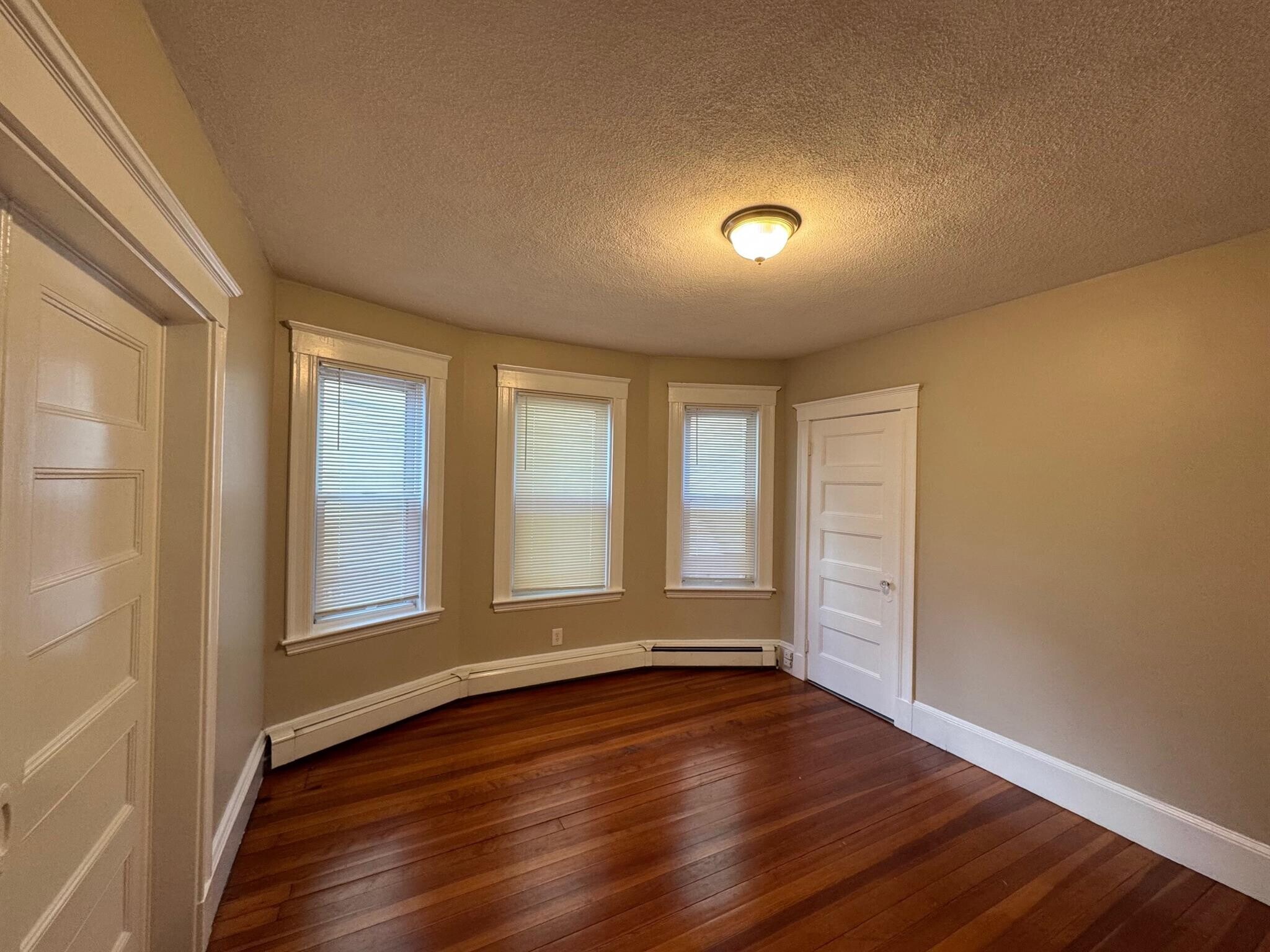 Building Photo - 97 Marion St