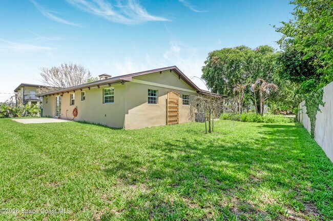 Building Photo - 317 Surf Dr