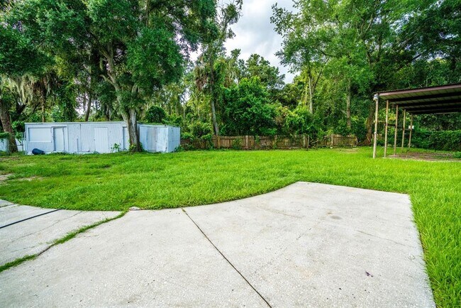 Building Photo - 6913 Mathers Ln