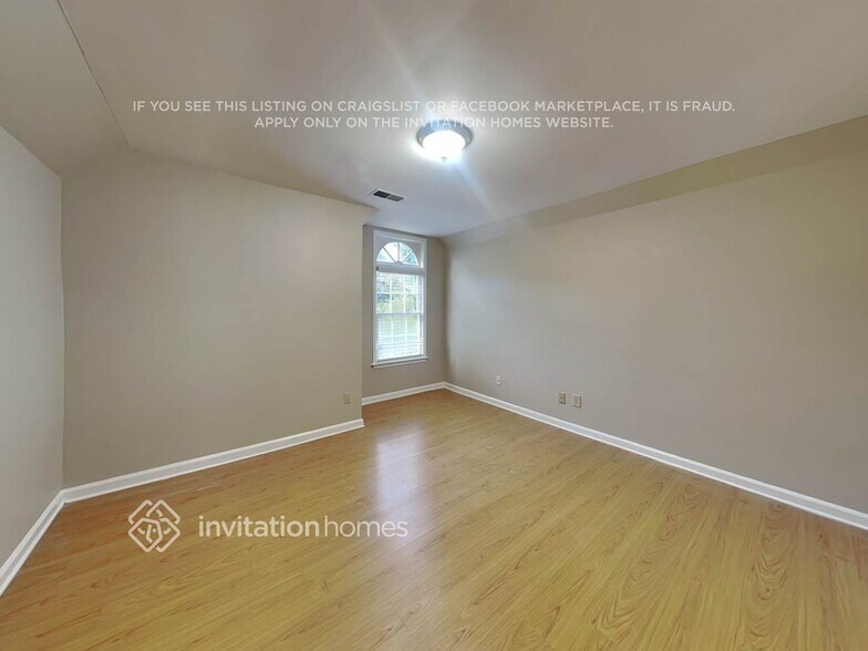 Building Photo - 3792 Old Bridge Way