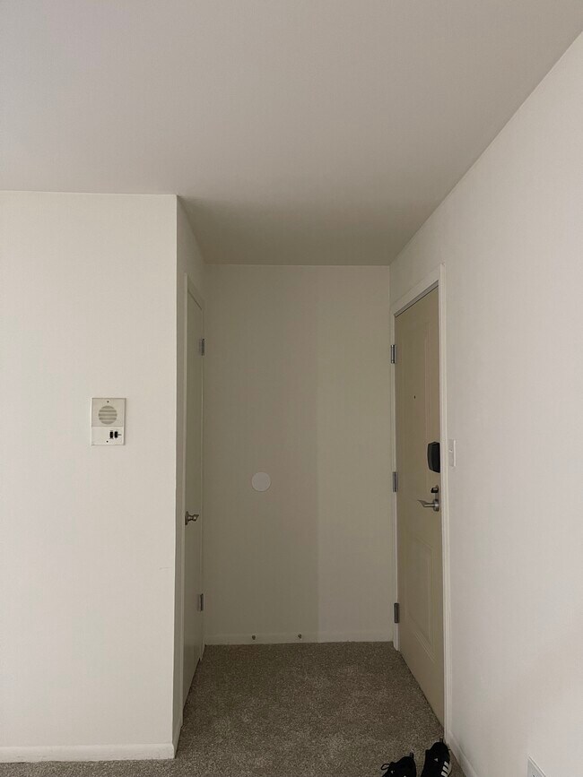 Building Photo - 107 Bent Tree Ln