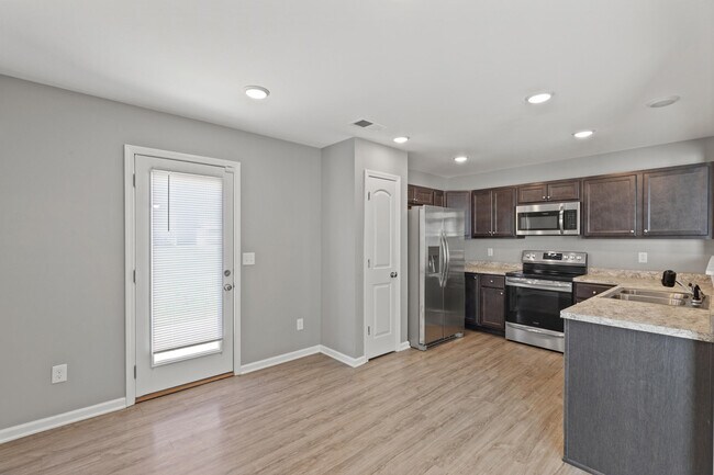 Building Photo - 8012 Driftwood Lp