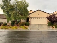Building Photo - Three bedroom 2 bath home in 55+ community