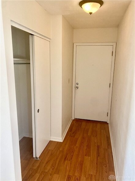 Building Photo - 2032 Emerson Ave