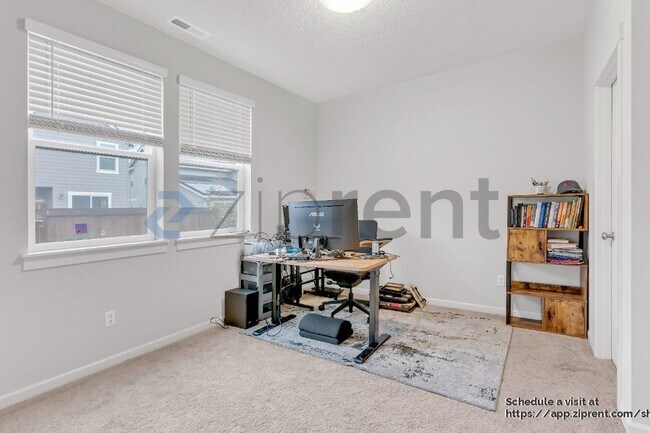 Building Photo - 30985 NW Brooking St