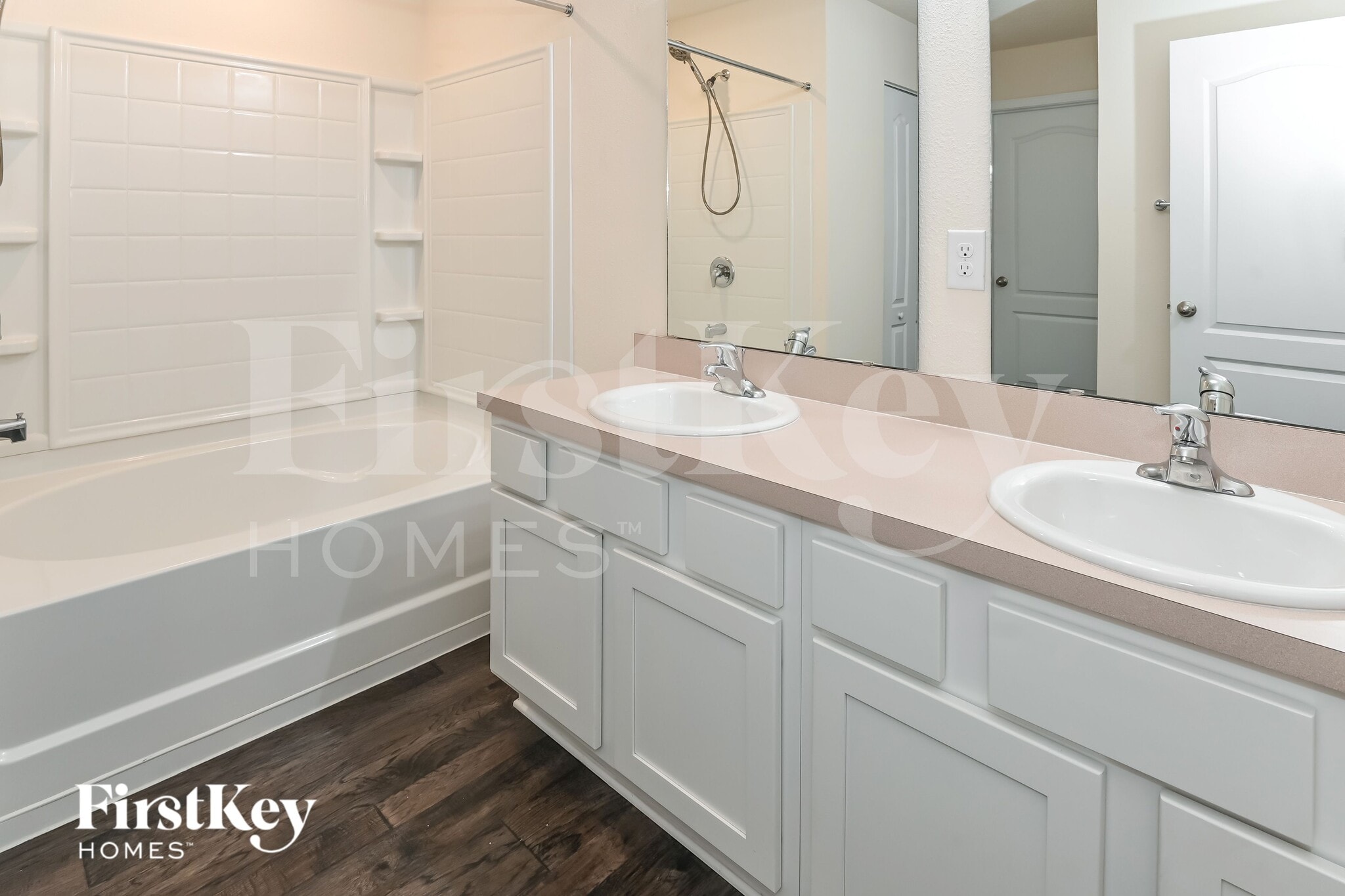 Building Photo - 12055 Sea Grove Pl