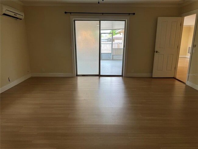 Building Photo - 1019 Mockingbird Cir