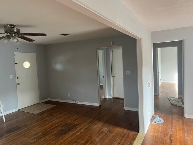 Building Photo - 2326 Cres Ridge Rd