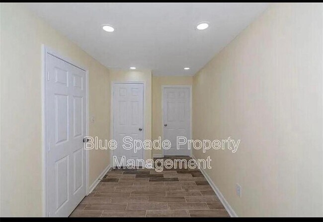 Building Photo - 156 Plantation Trce