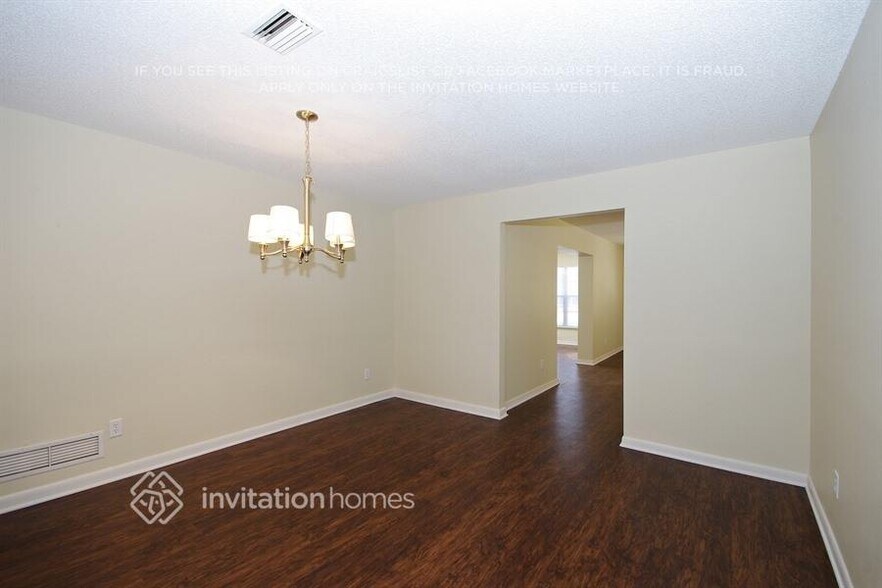 Building Photo - 760 Jena Dr