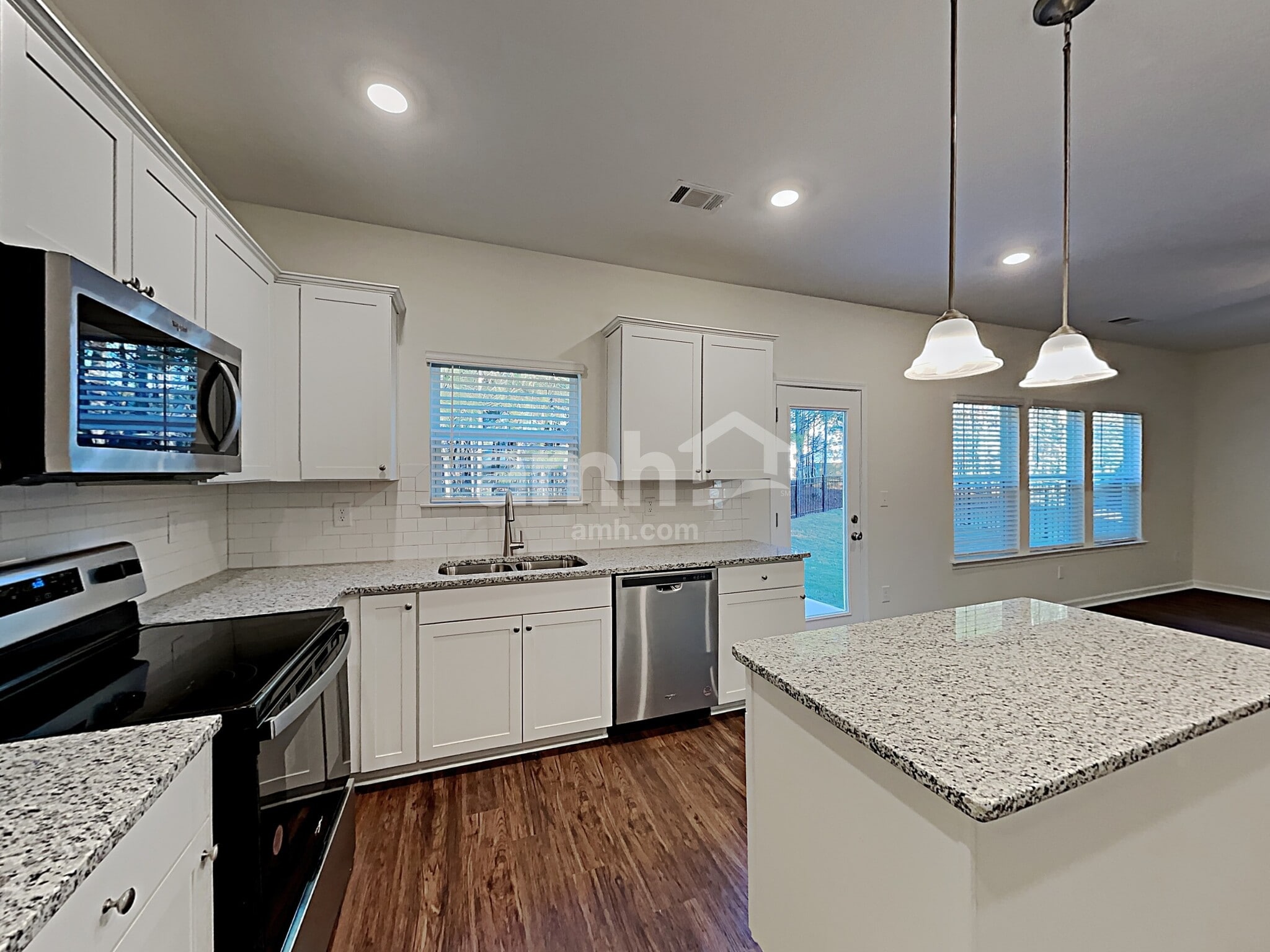 Building Photo - 81 Cheatham Hill Ln