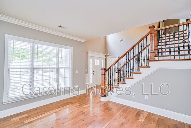 Building Photo - 113 Leatherton Way