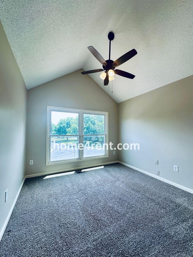 Building Photo - Brand New Paint, Wood Floors, Walkout Fini...