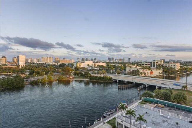 Building Photo - 1170 N Federal Hwy