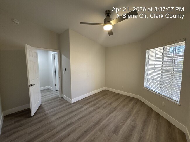 Building Photo - Remodeled Single Story, 4 Bedroom Home in Desert Shores