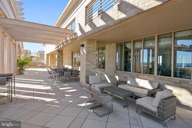 rooftop - 888 N Quincy St