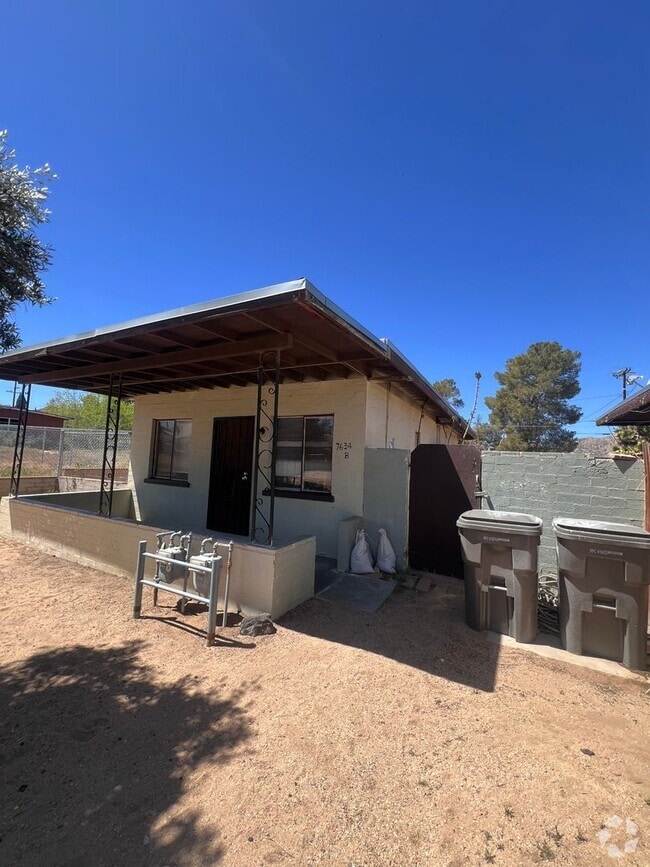 Building Photo - AVAILABLE NOW $200 off First Month Rent