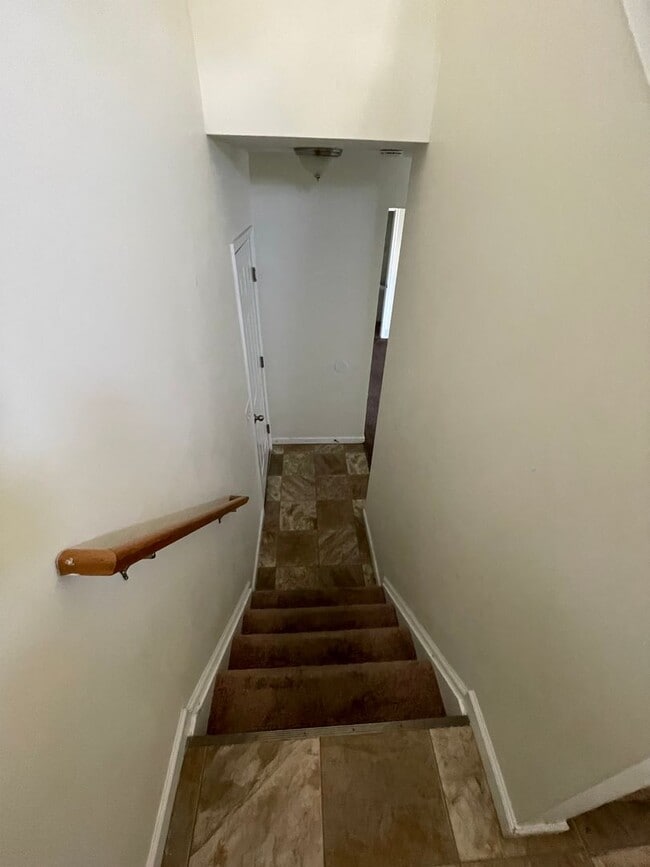 Building Photo - 3 Bedroom 3 Bath House In Mount Wolf