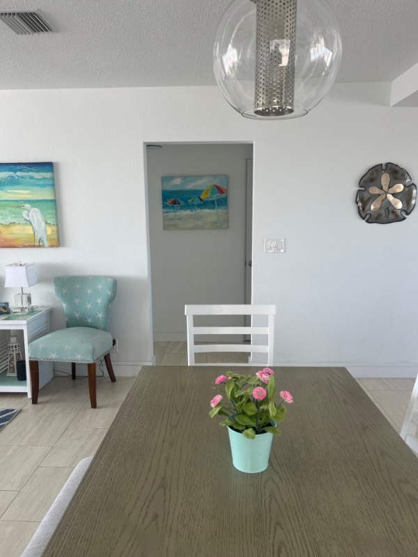 Building Photo - 7000 Beach Plaza