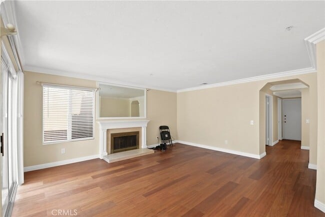 Building Photo - 6598 Bradford Ct