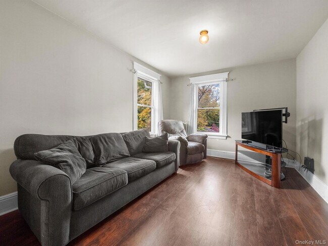 Building Photo - 109 Cooper Dr