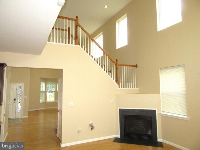 Building Photo - 20 Doolin Bay Dr