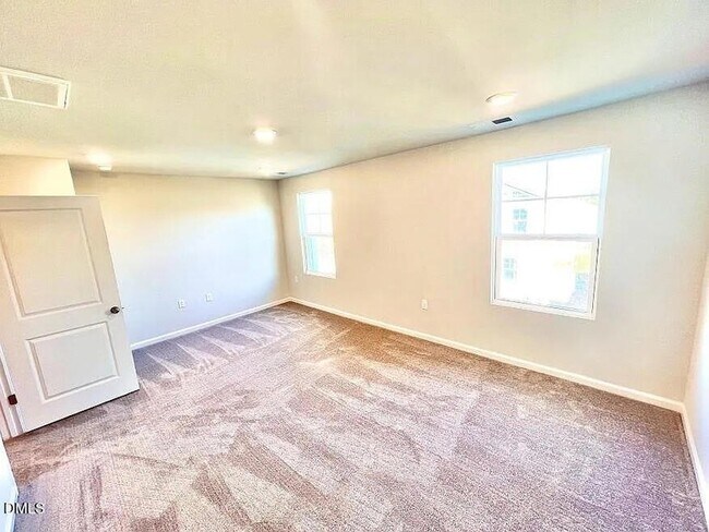 Building Photo - 412 Odham Ln