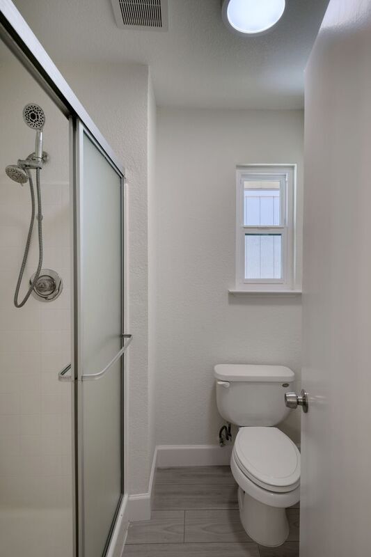 Building Photo - 6726 Calvine Rd