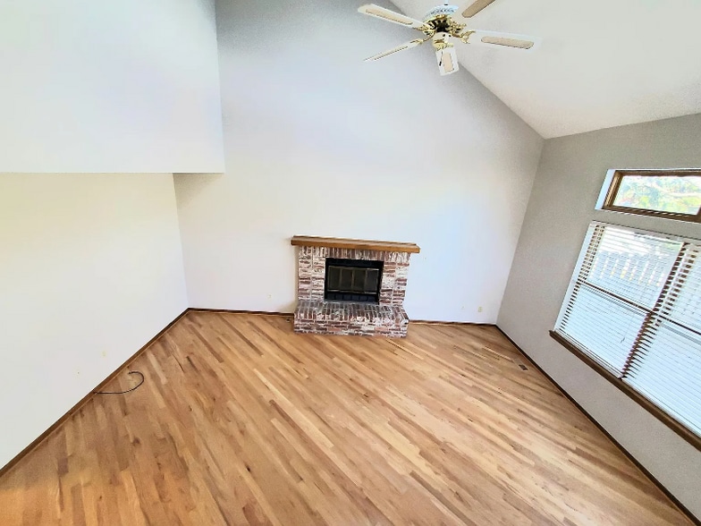 Building Photo - 18259 E Harvard Pl