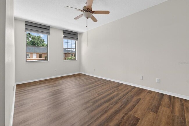 Building Photo - 30132 Mossbank Dr