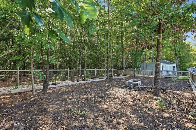 Building Photo - 233 Forester Dr