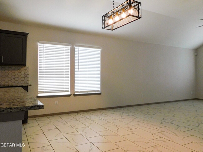 Building Photo - 13849 Sky Harbor Ave