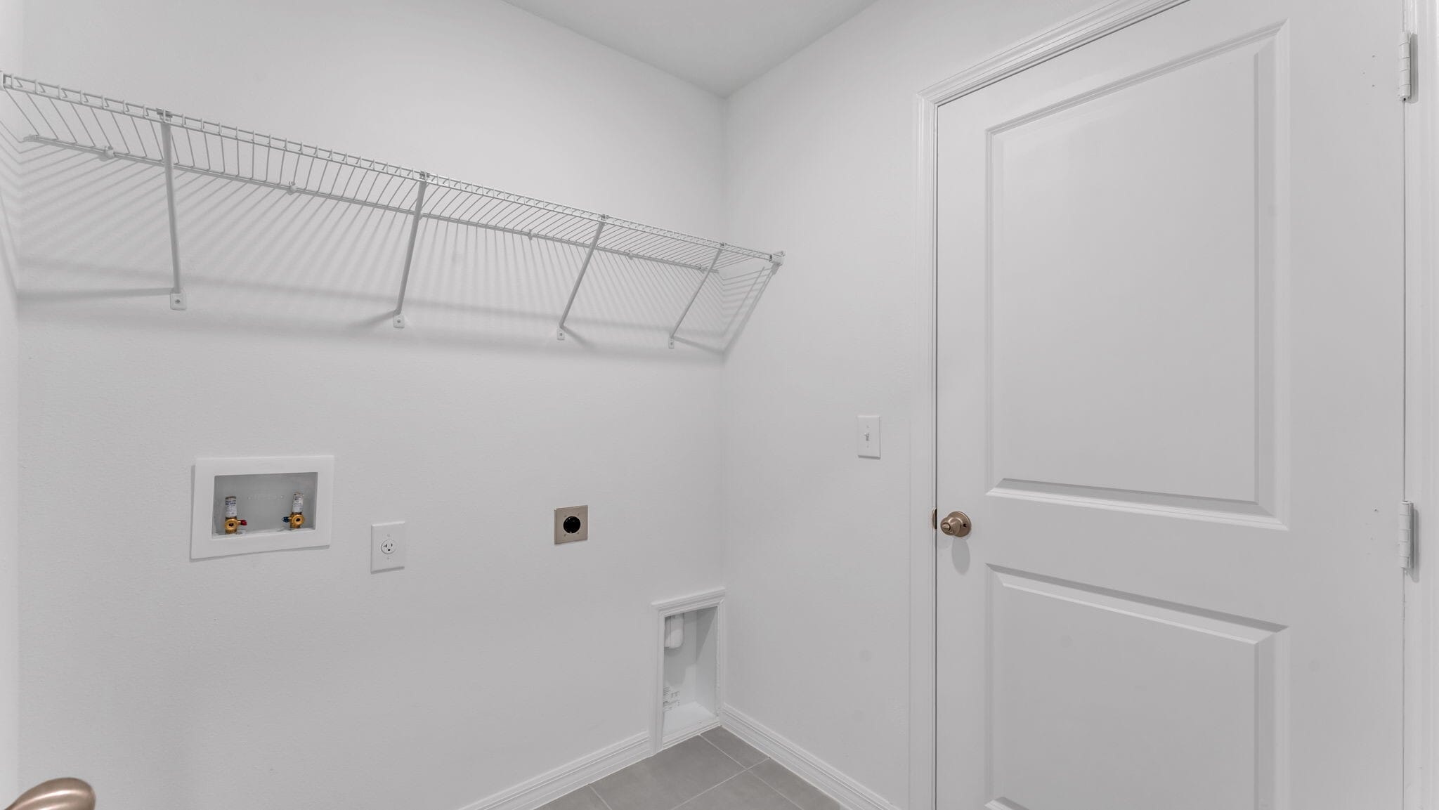 Building Photo - 623 Alder Ln