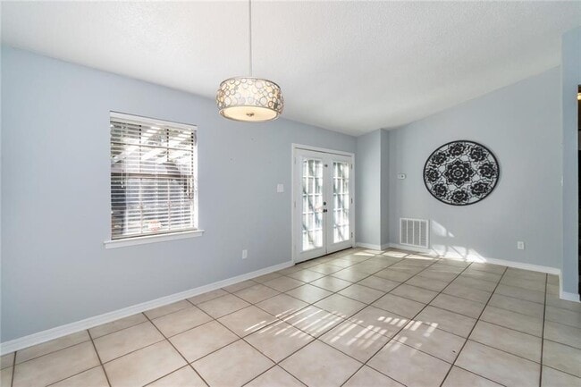 Building Photo - 1000 Choctaw Bluff Rd