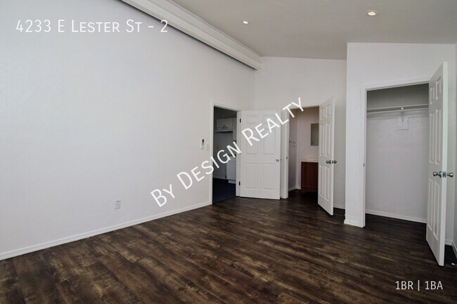 Building Photo - 4233 E Lester St