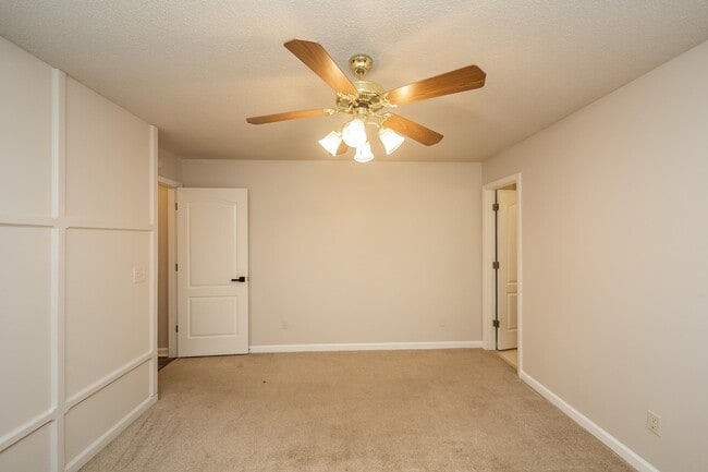 Building Photo - 9204 Lazzini Cove